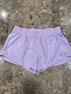 Nike Tempo Luxe Running Shorts Athletic Shorts in lavender Size Large